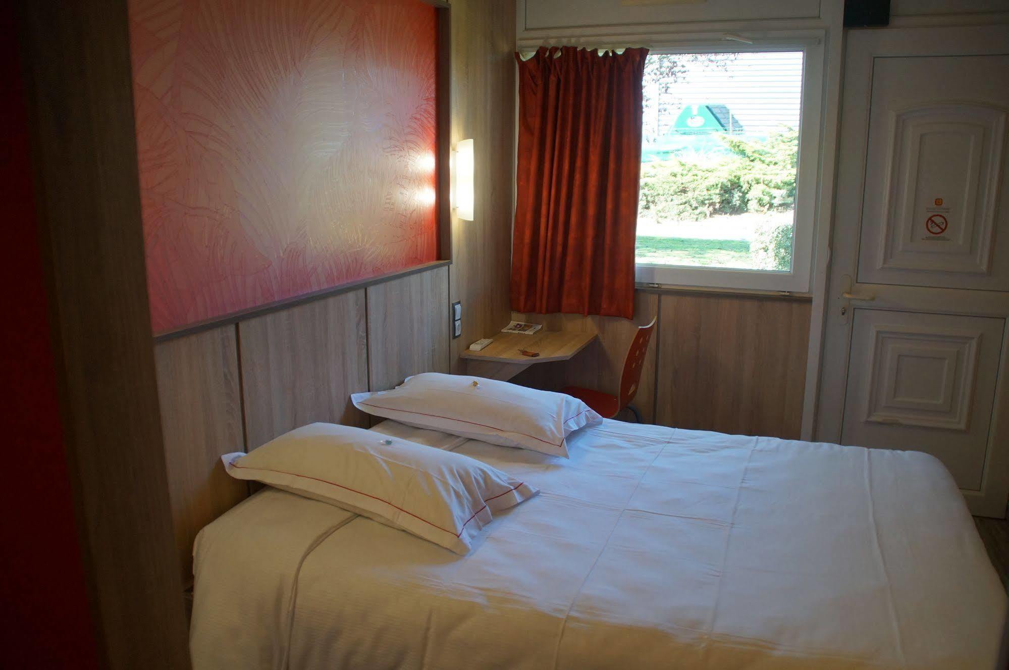 The Originals Access Aeroport, Hotel Aurillac Exterior photo